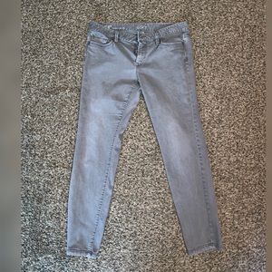 Gently used skinny low rise jeans
